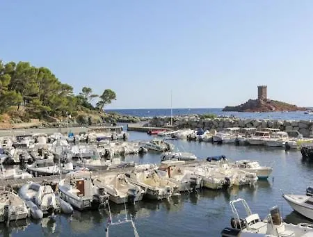 Cap Esterel Agay Raphael Vue Coeur Du Site Piscine Golf 4 Personnes Chez Magali Apartmán