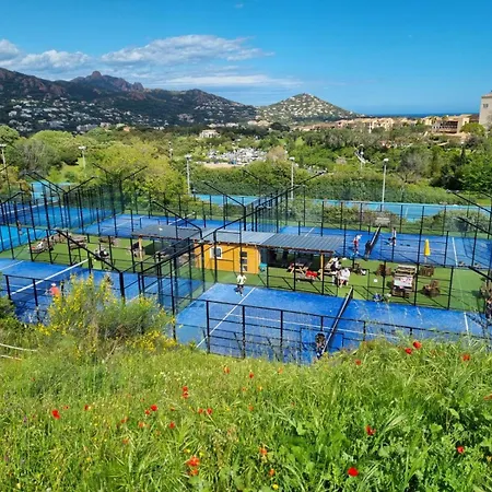 Lägenhet Cap Esterel Agay Raphael Vue Coeur Du Site Piscine Golf 4 Personnes Chez Magali Saint-Raphaël